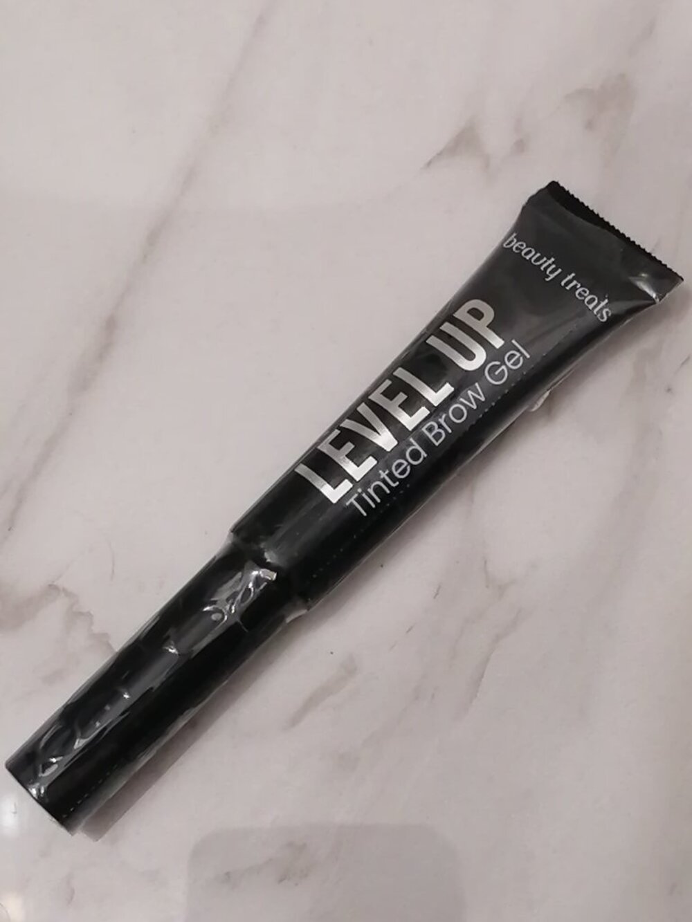 🔱 3/12 Level Up Tinted Brow Gel, Black